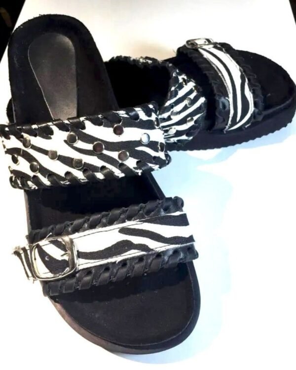 Sandalias Animal Print Negras